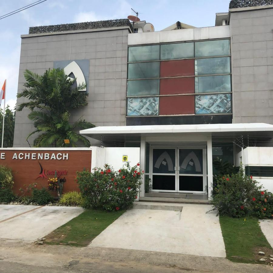 Residence Achenbach Abidjan Extérieur photo